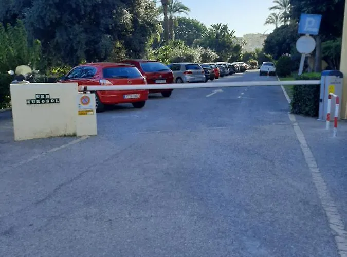 Carihuela Duplex Sun & Beach * Торремолинос